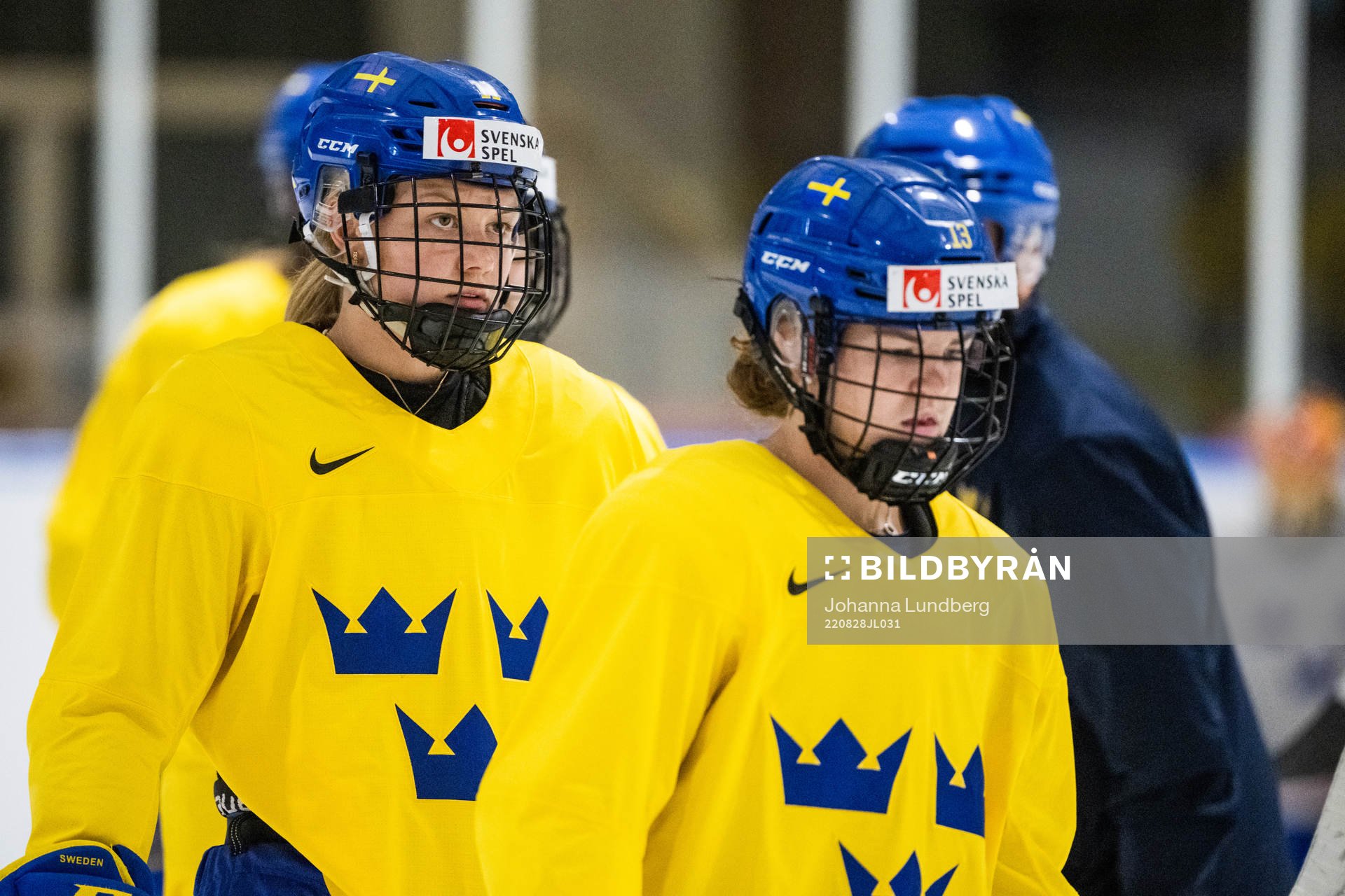 Josefin Bouveng and Emma Murén of Sweden at a practice