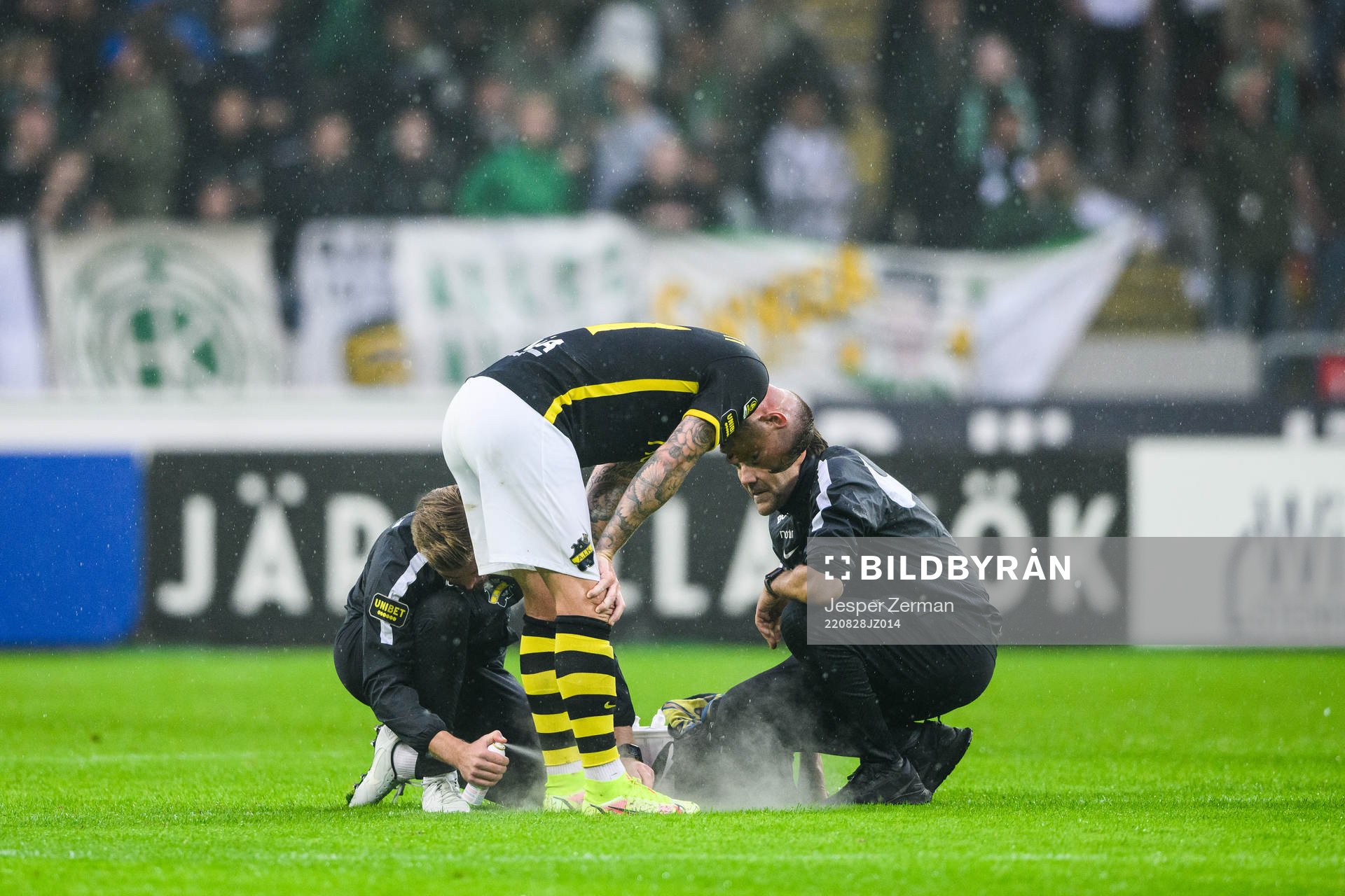 AIKs John Guidetti får vård
