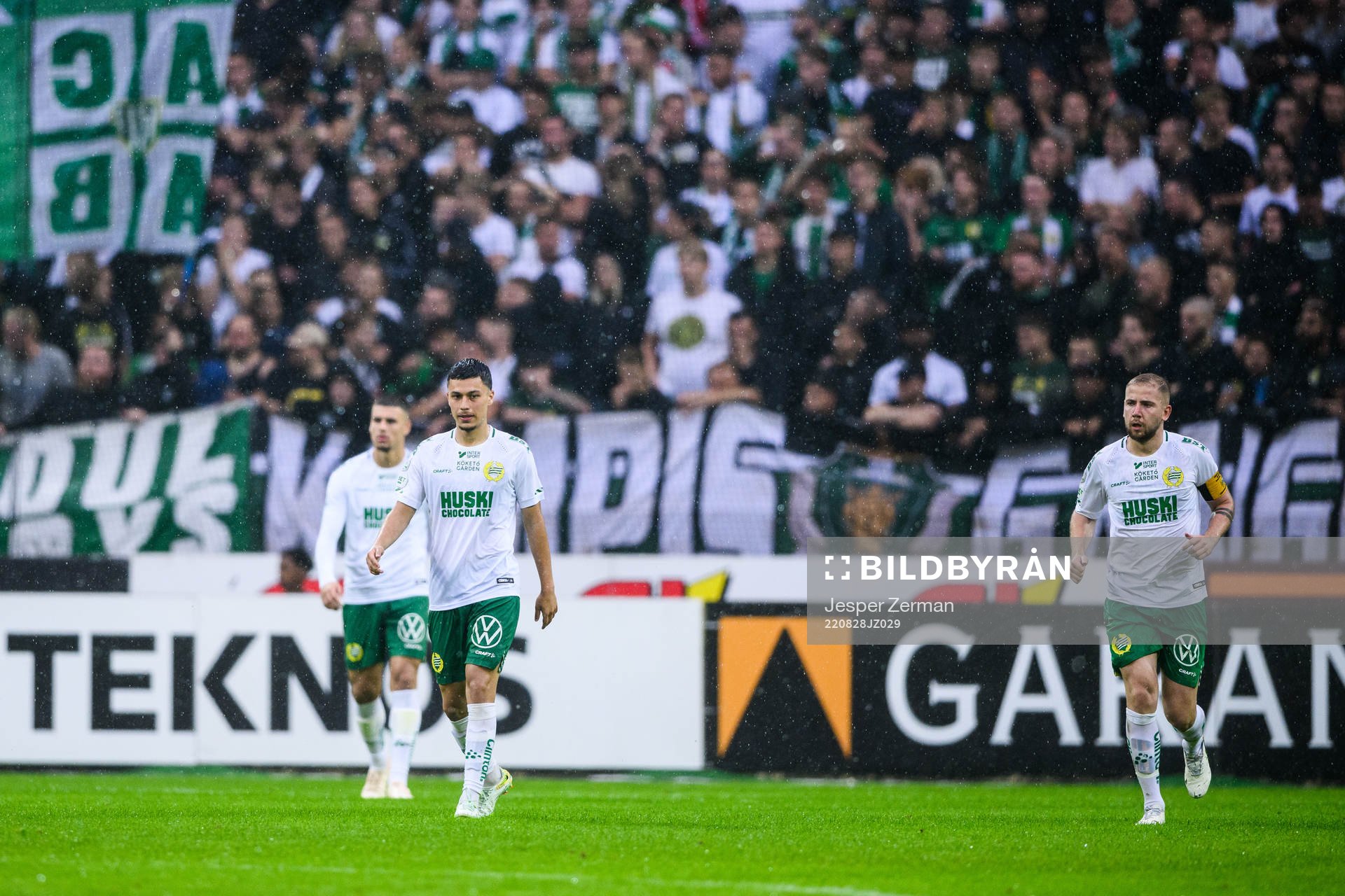 Hammarbys Alper Demirol och Darijan Bojanic deppar