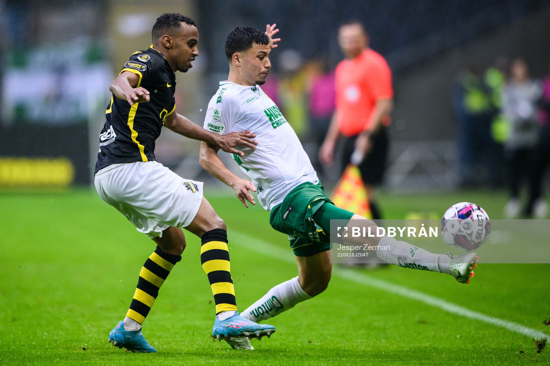 AIKs Bilal Hussein och Hammarbys Alper Demirol