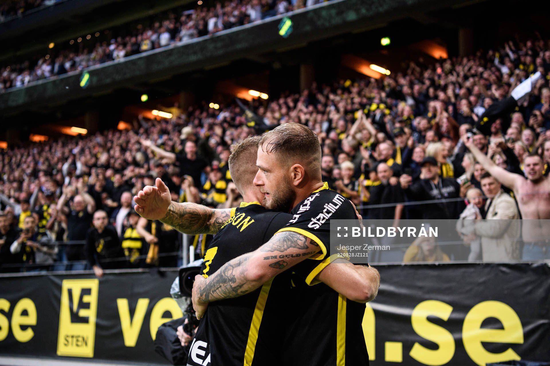 AIKs John Guidetti jublar