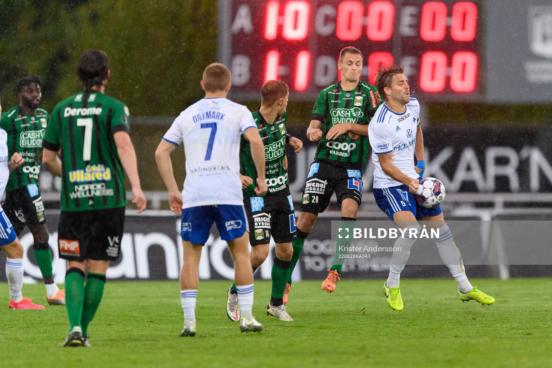 Varbergs Tobias Carlsson och IFK Norrköpings Christoffer