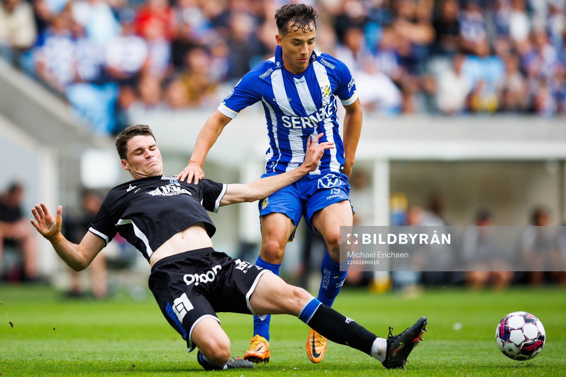 Sirius Jamie Roche och IFK Göteborgs Hussein Carneil