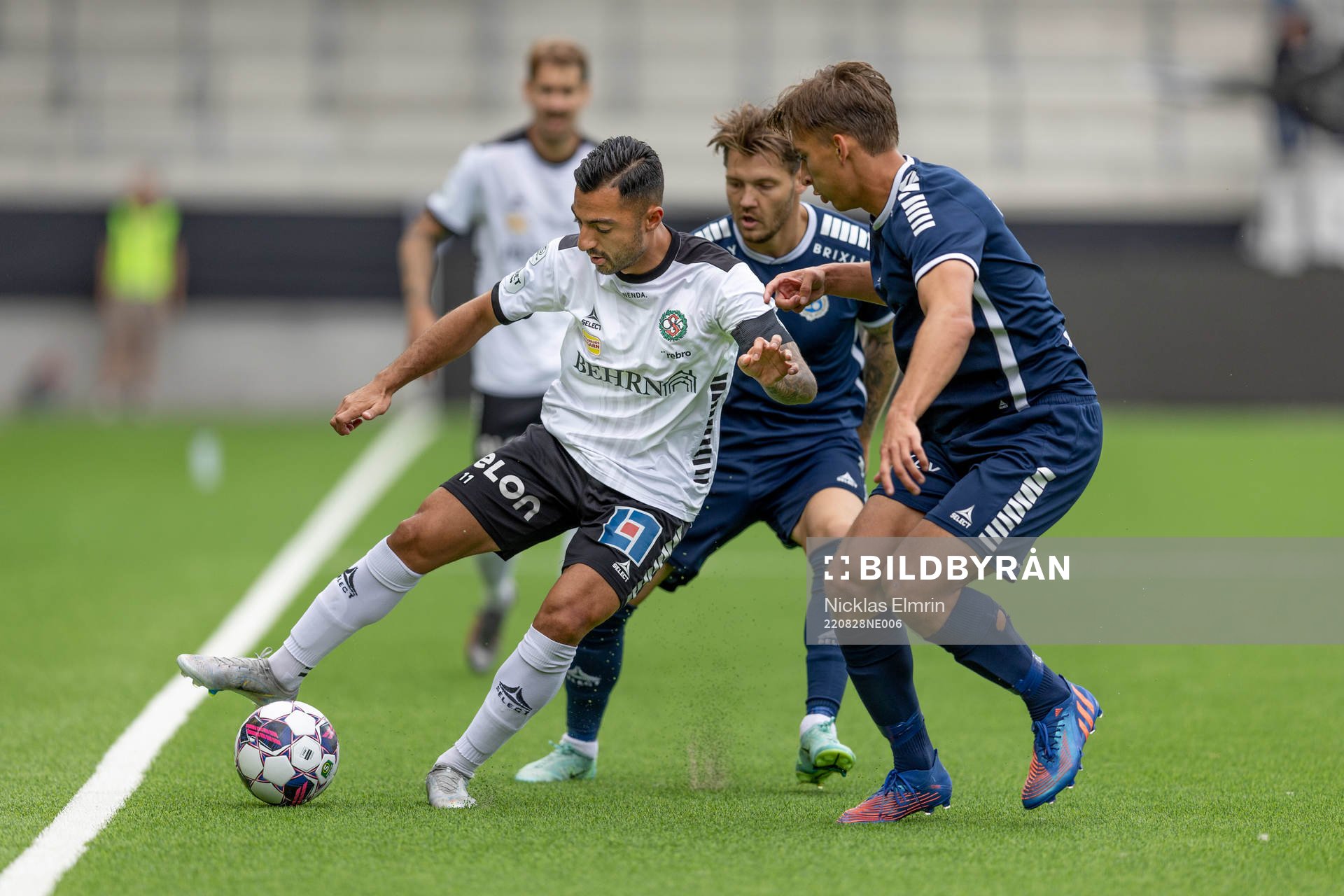 Örebros Jiloan Hamad mot Utsiktens Wilhelm Nilsson och