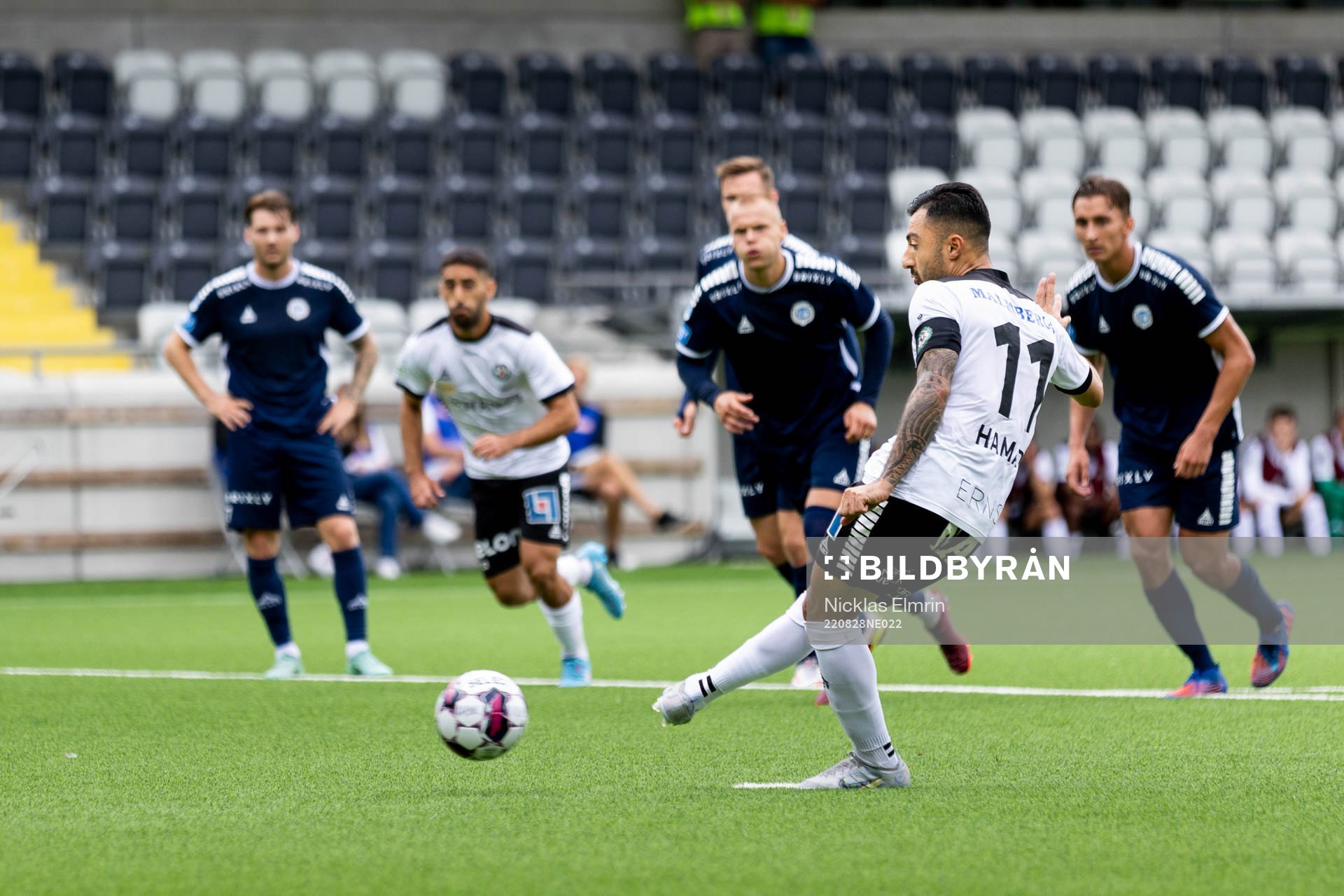 Örebros Jiloan Hamad gör 2-1 på straff