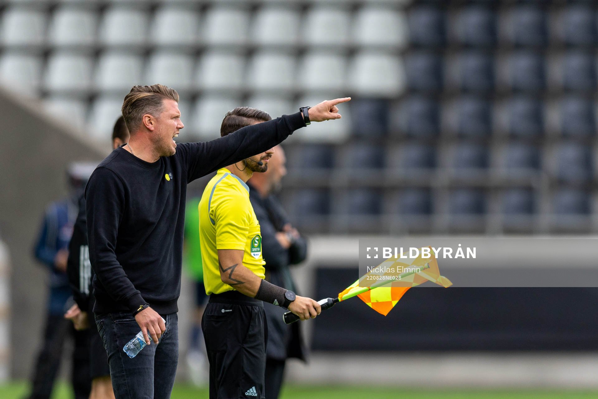 Örebros tränare Christian Järdler under fotbollsmatchen i Superettan mellan Utsikten och Örebro den 28 augusti 2022 i Göteborg. 
