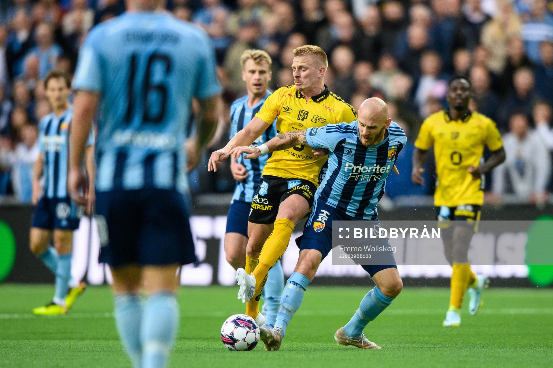 Elfsborgs Per Frick och Djurgårdens Magnus Eriksson
