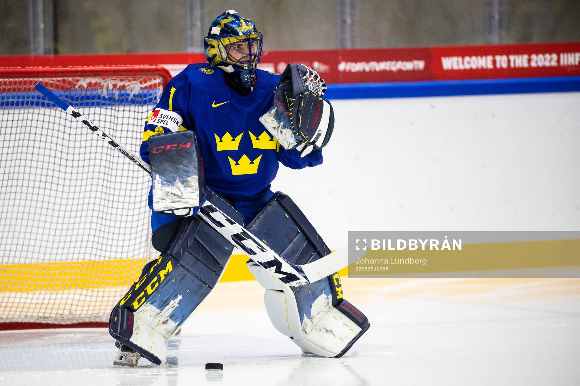 goaltender Ida Boman of Sweden