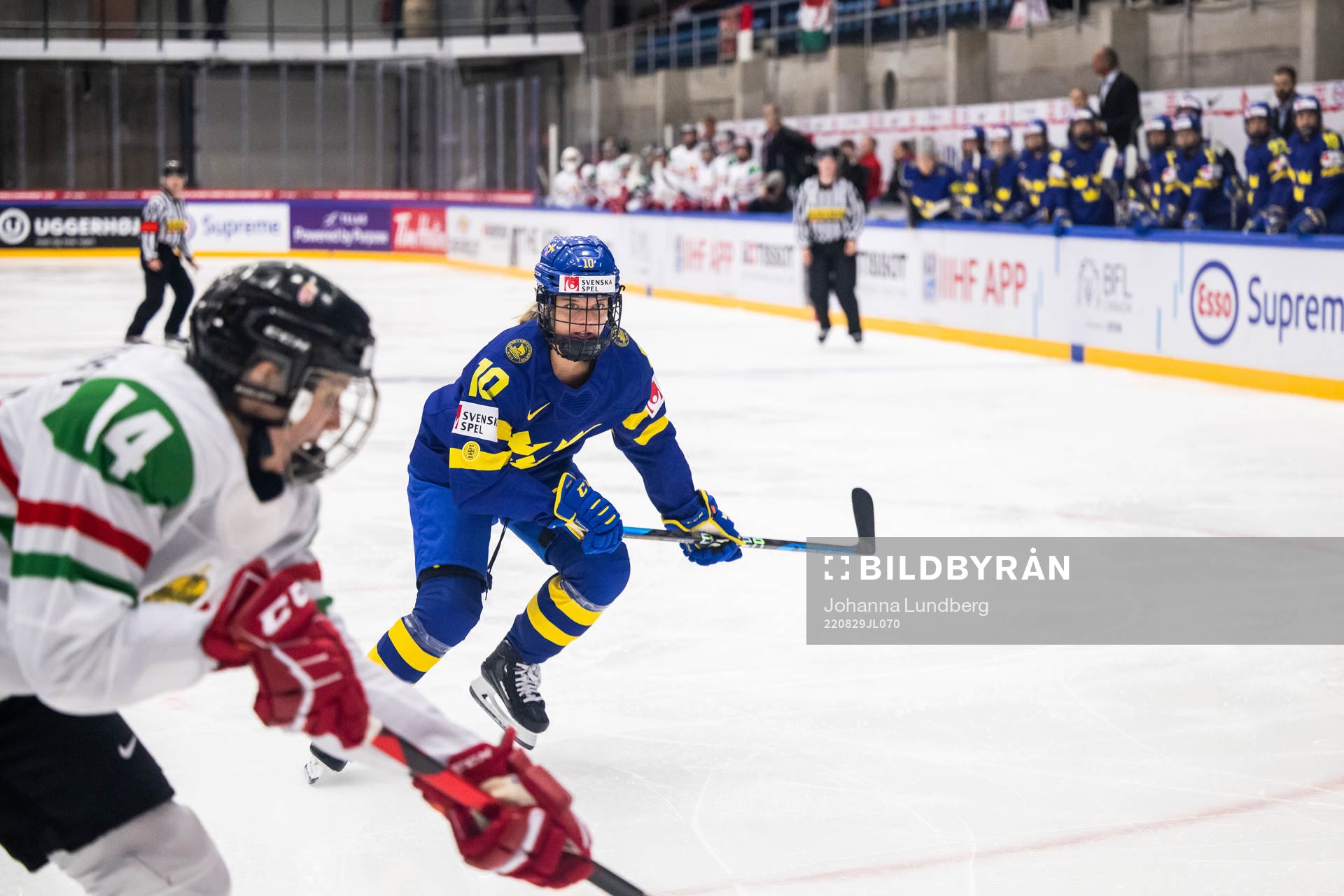 Mina Waxin of Sweden