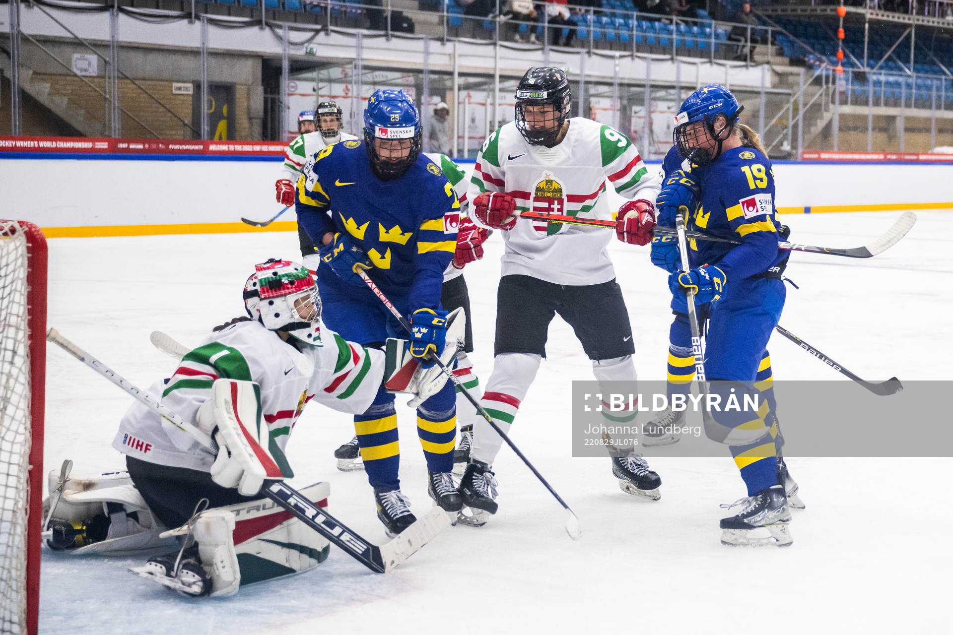 goaltender Aniko Nemeth and Sarah Knee of Hungary against