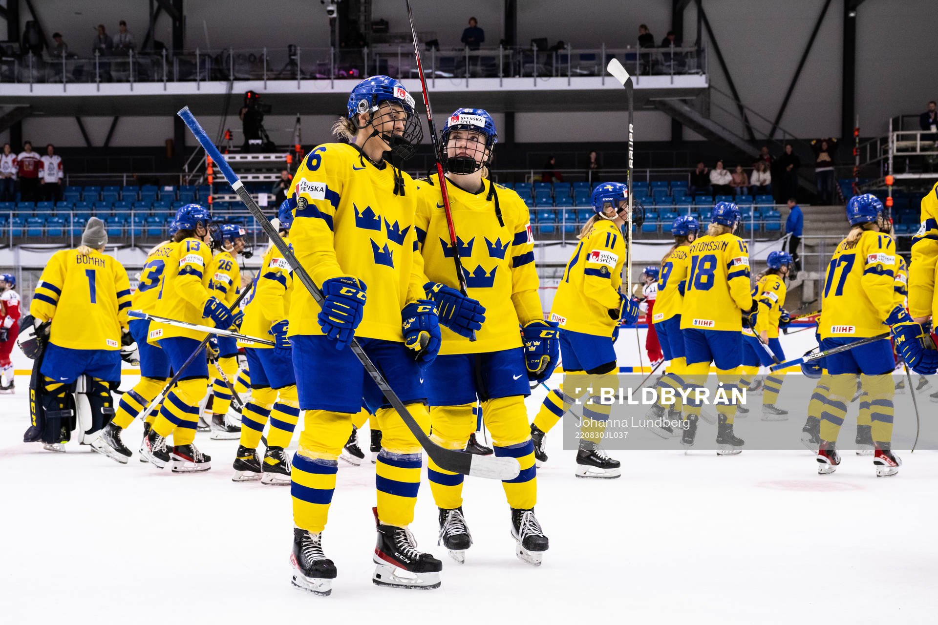 Linnea Johansson and Lina Ljungblom of Sweden