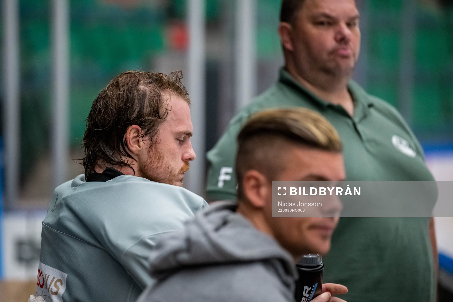 Rögles målvakt Christoffer Rifalk har ont