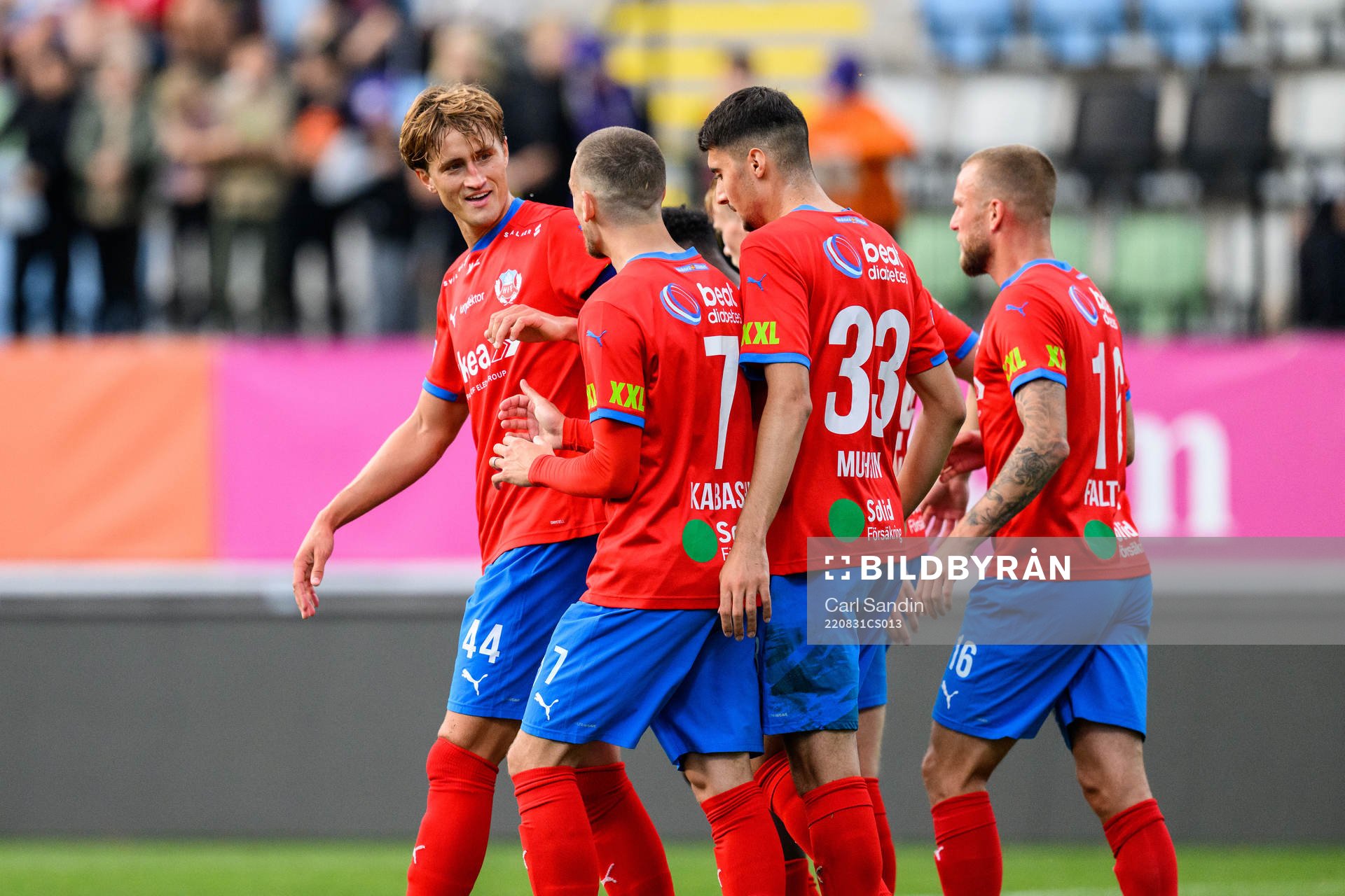 Helsingborgs Thomas Rogne jublar