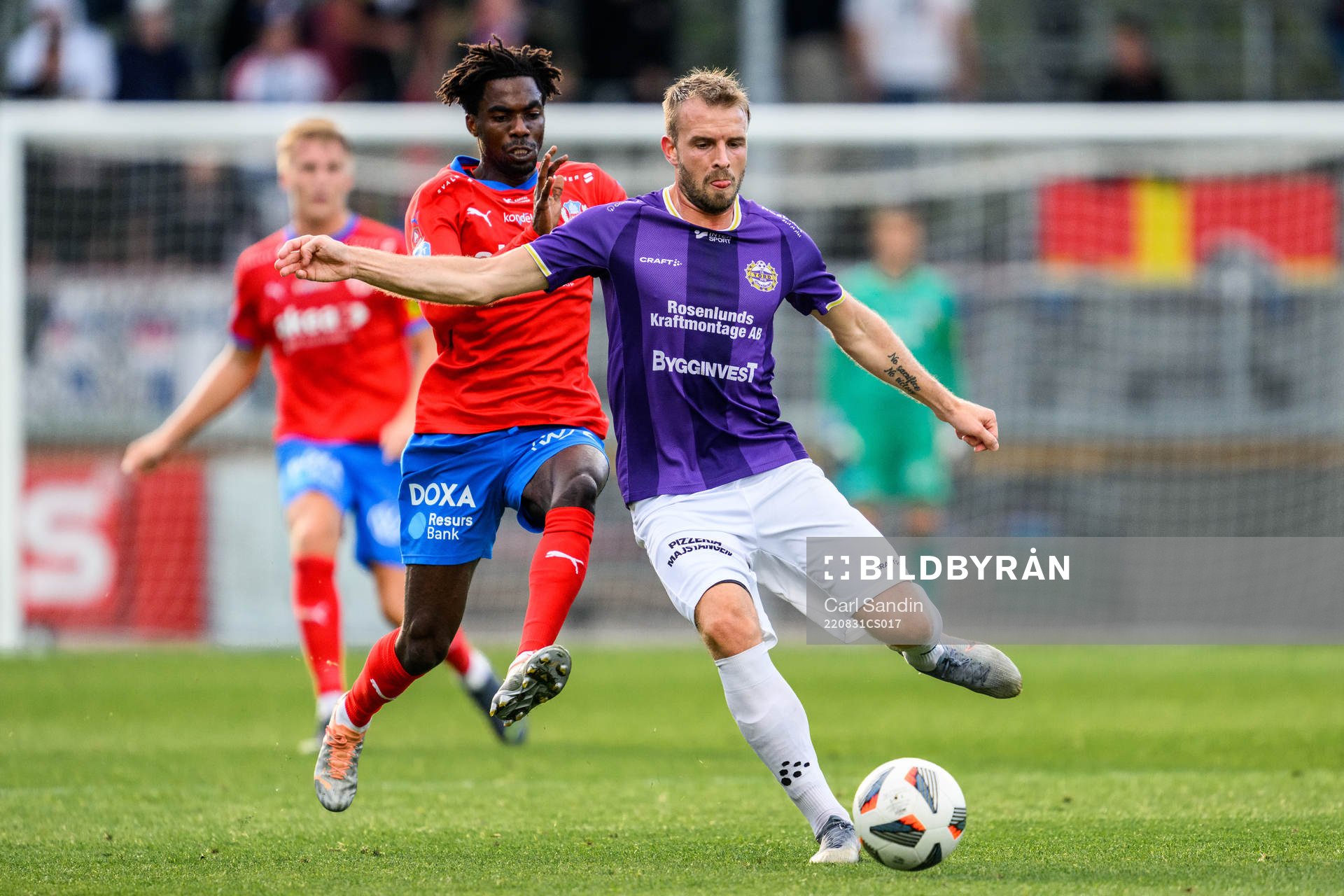 Helsingborgs Benjamin Acquah och IK Tords Simon Nilsson