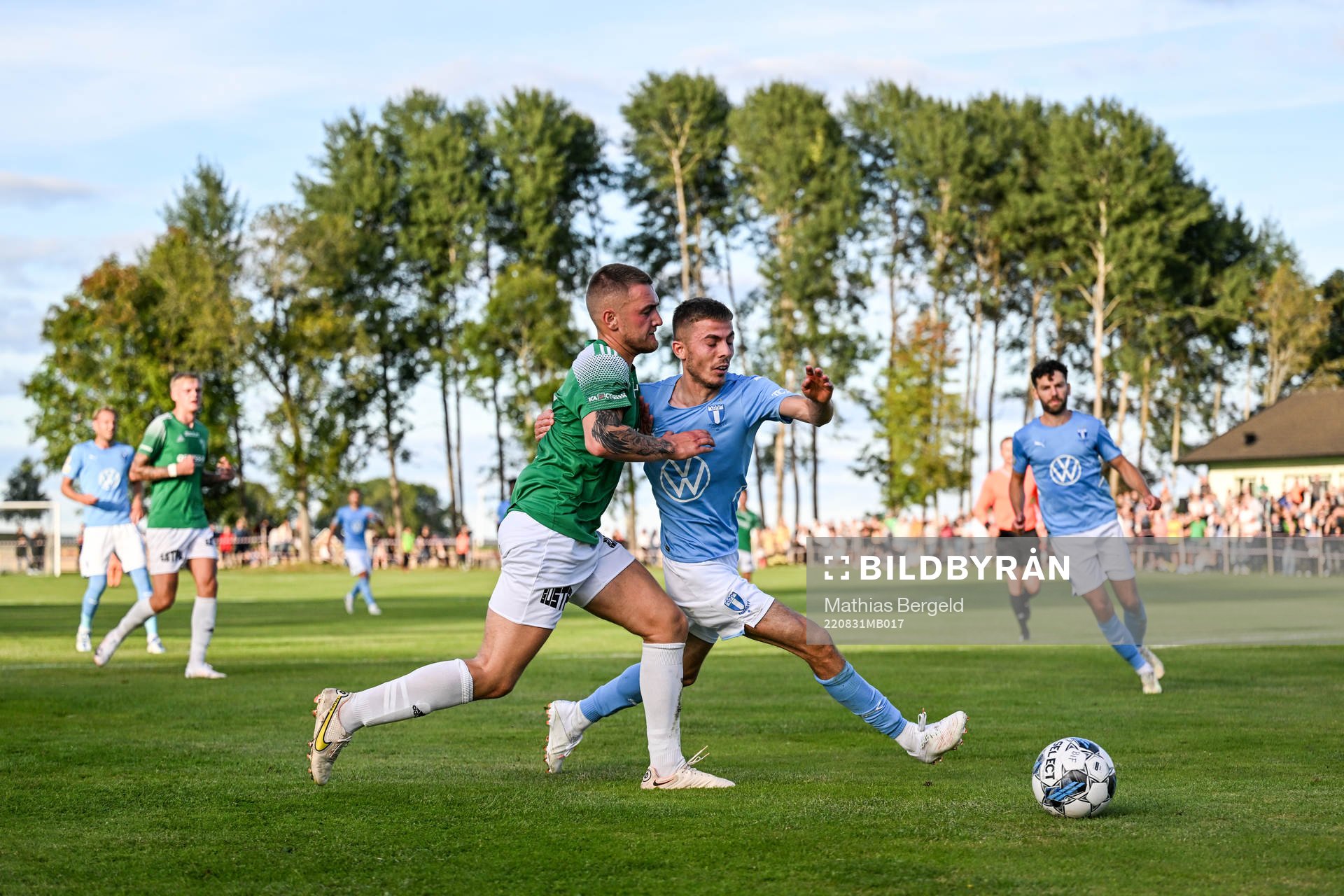 Brålandas Marcus Andersson och Malmö FFs Patriot Sejdiu