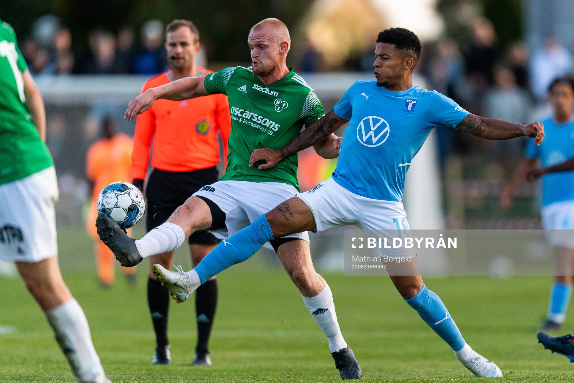 Malmö FFs Romain Gall under fotbollsmatchen i Svenska Cupen mellan Brålanda och Malmö FF den 31 augusti 2022 i Brålanda. 