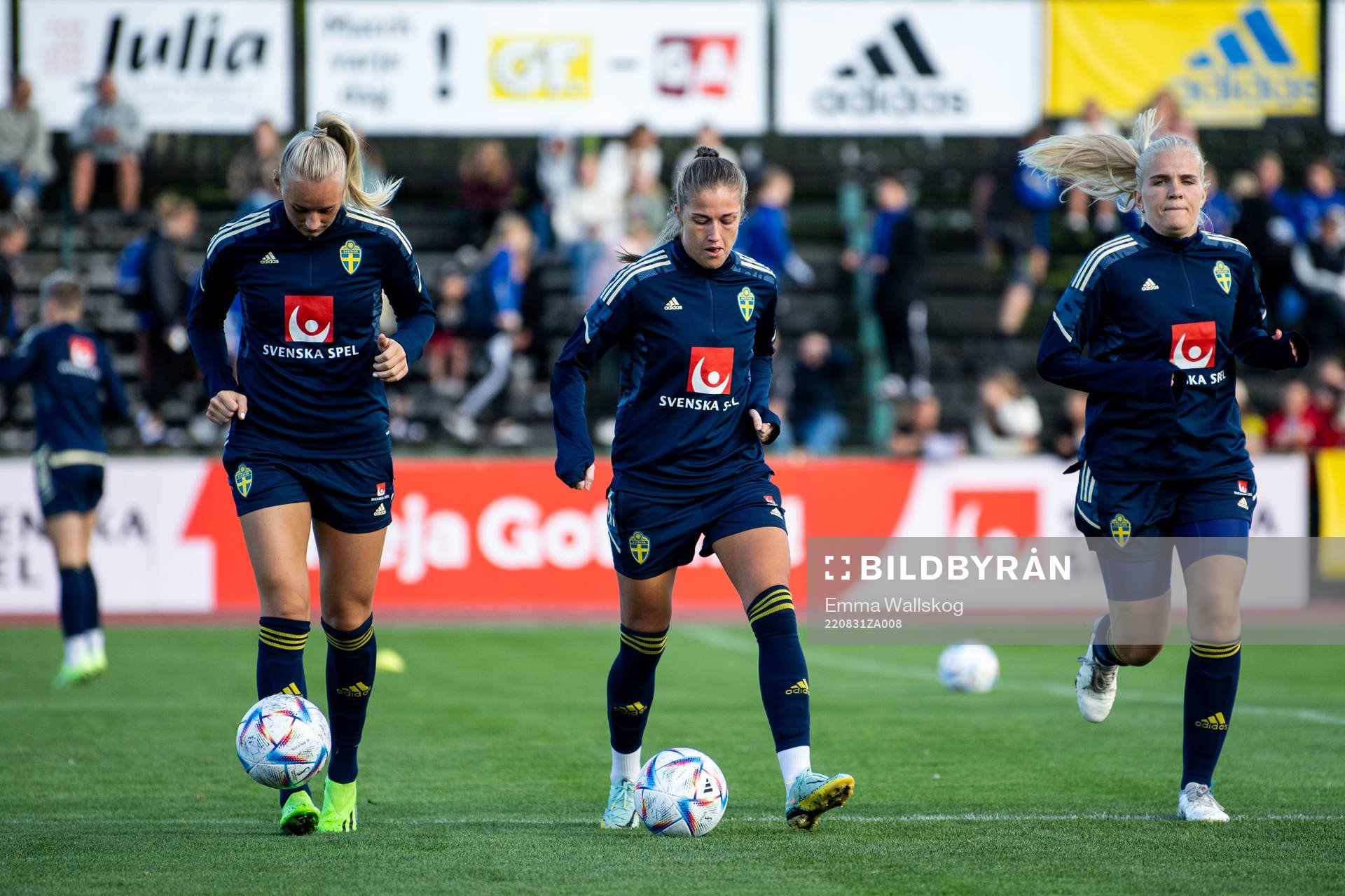 Stina Blackstenius, Filippa Angeldahl and goalkeeper Emma