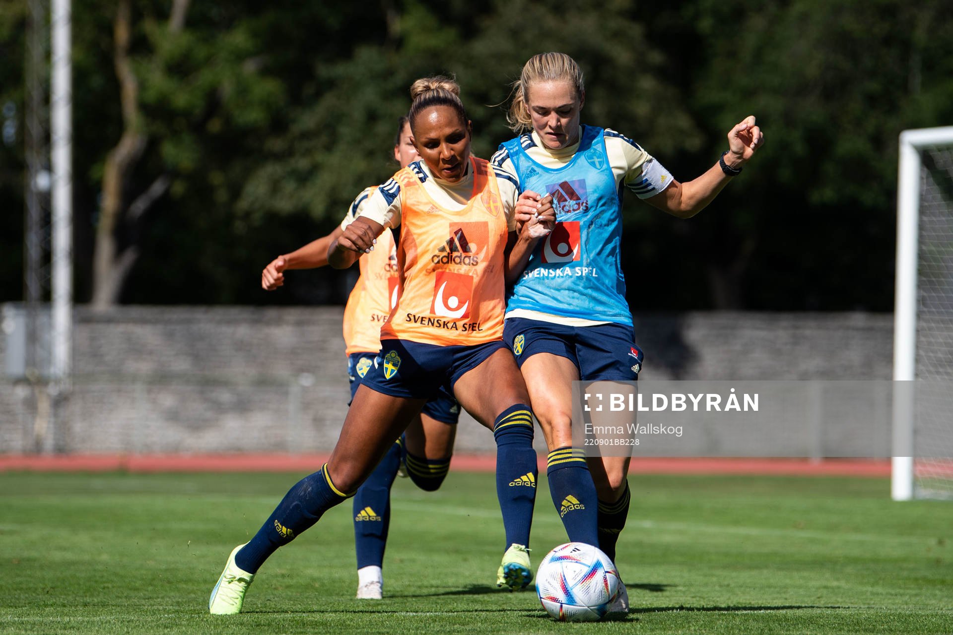 Madelen Janogy and Magdalena Eriksson