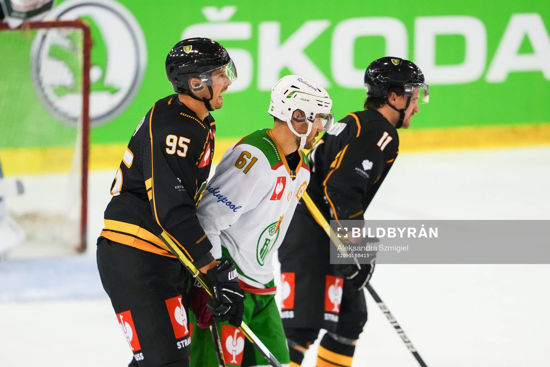 Hampus Olsson of Katowice and Ludvig Larsson of Rögle