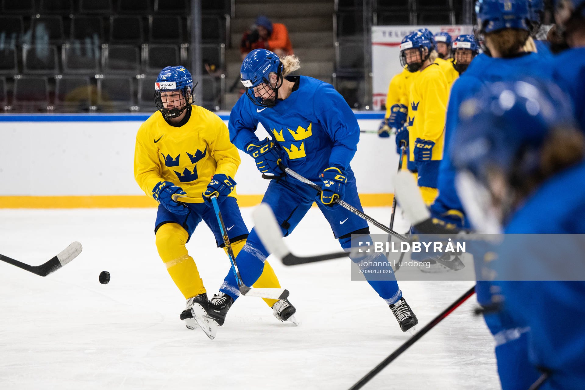Maja Nylén-Persson and Jenny Antonsson of Sweden at a