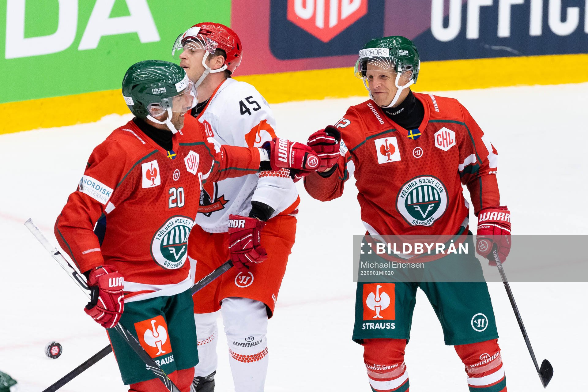 Max Friberg of Frölunda celebrates scoring 3-1 with team
