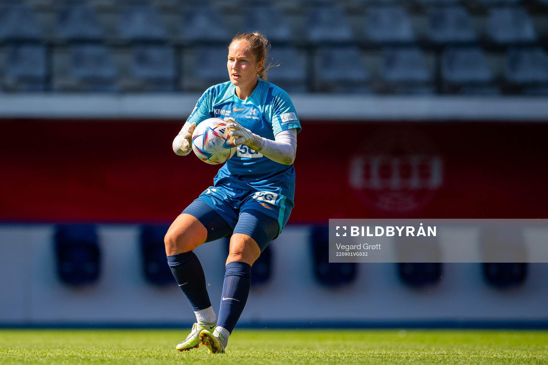 Goalkeeper Aurora Mikalsen of the Norwegian women's national football team during a training session on September 1, 2022 in Leuven.