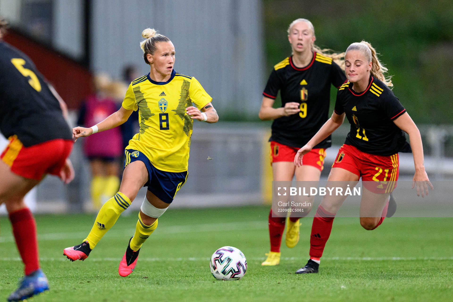 Marika Bergman Lundin of Sweden and Tess Lameir of Belgium