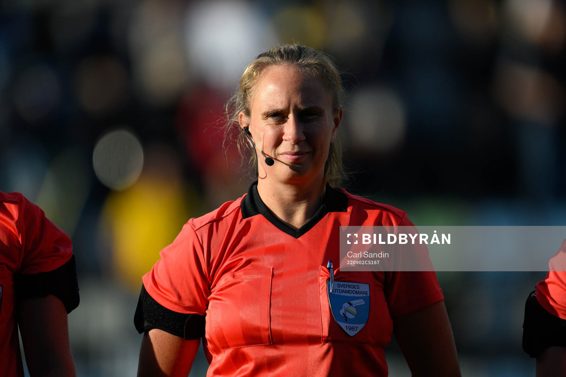 Referee Sandra Almkvist at lineup