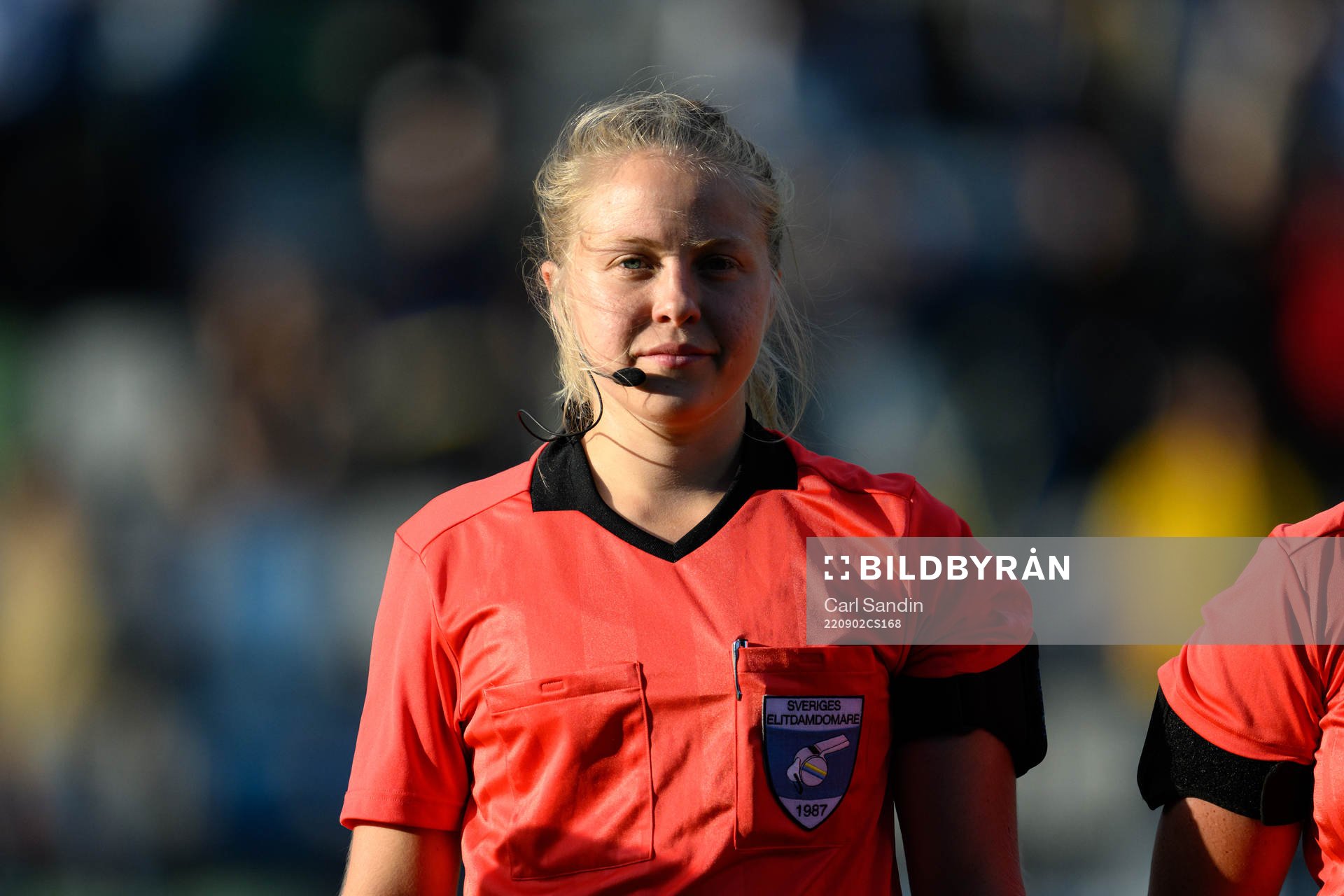 Assistant referee Josefine Bastås at lineup