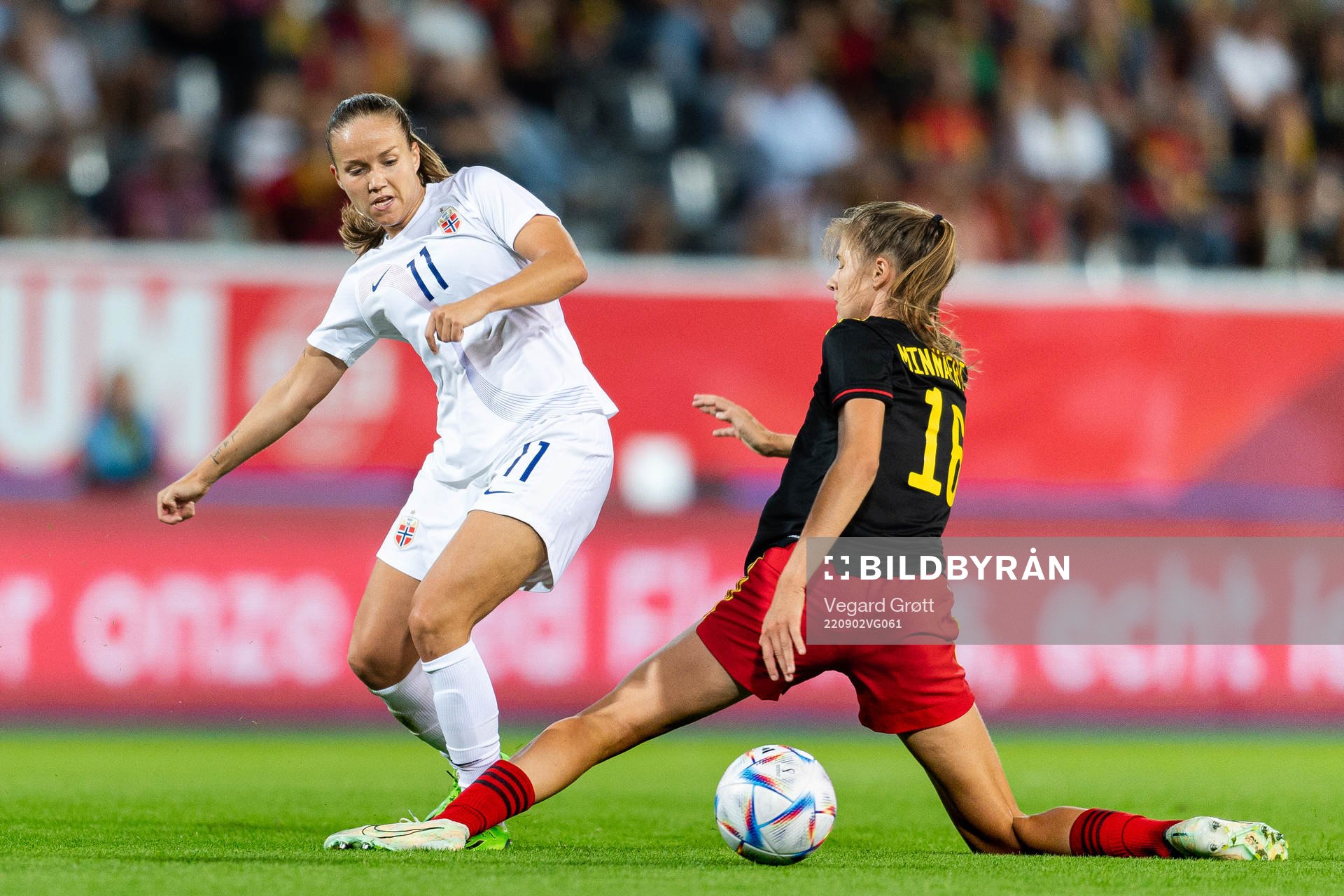 Guro Reiten of Norway and Jarne Teulings of Belgium