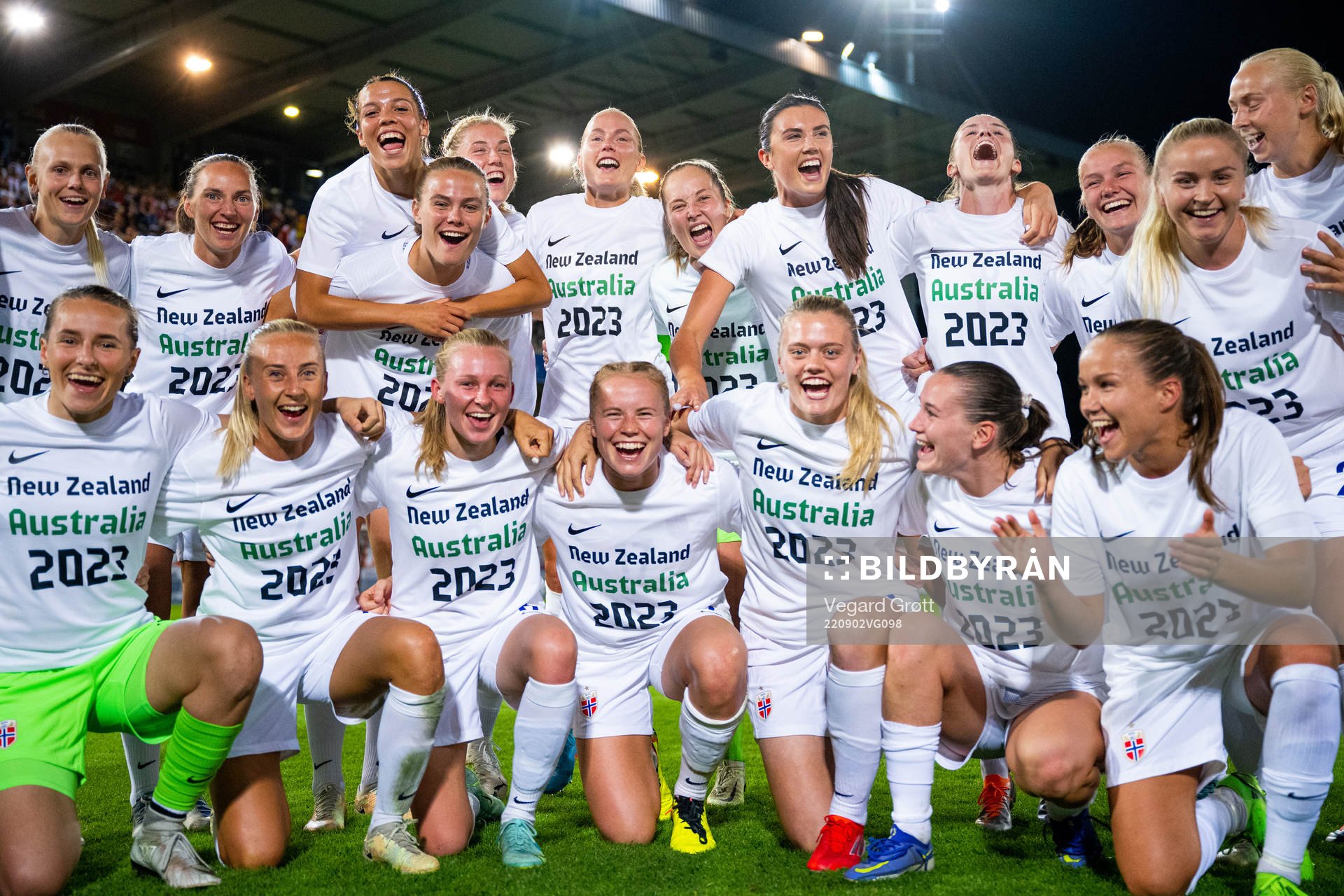 Players of Norway celebrate