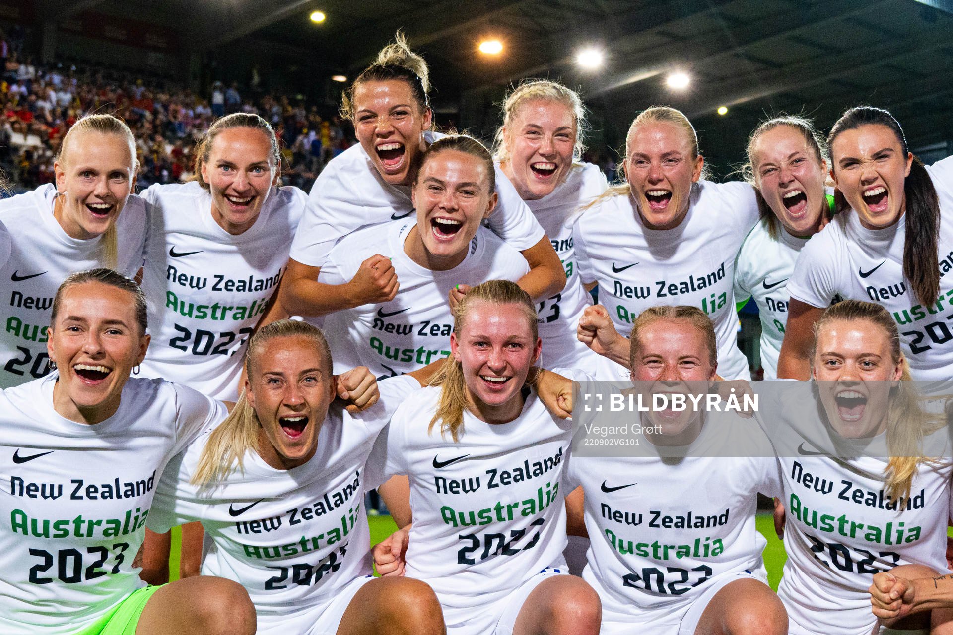 Players of Norway celebrate