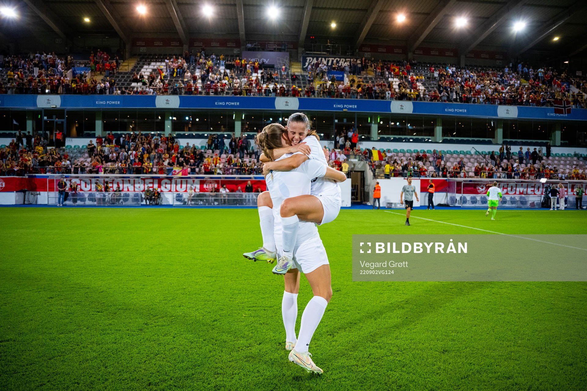 Marthine Østenstad and Tuva Hansen of Norway  celebrate