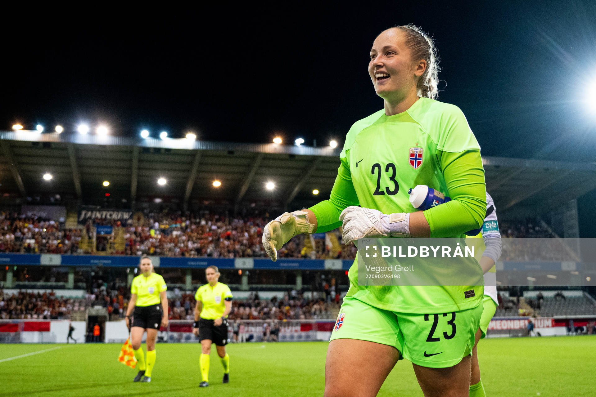 Goalkeeper Aurora Mikalsen of Norway at half-time during the FIFA Women's World Cup Qualifier football match between Belgium and Norway on September 2, 2022 in Leuven.