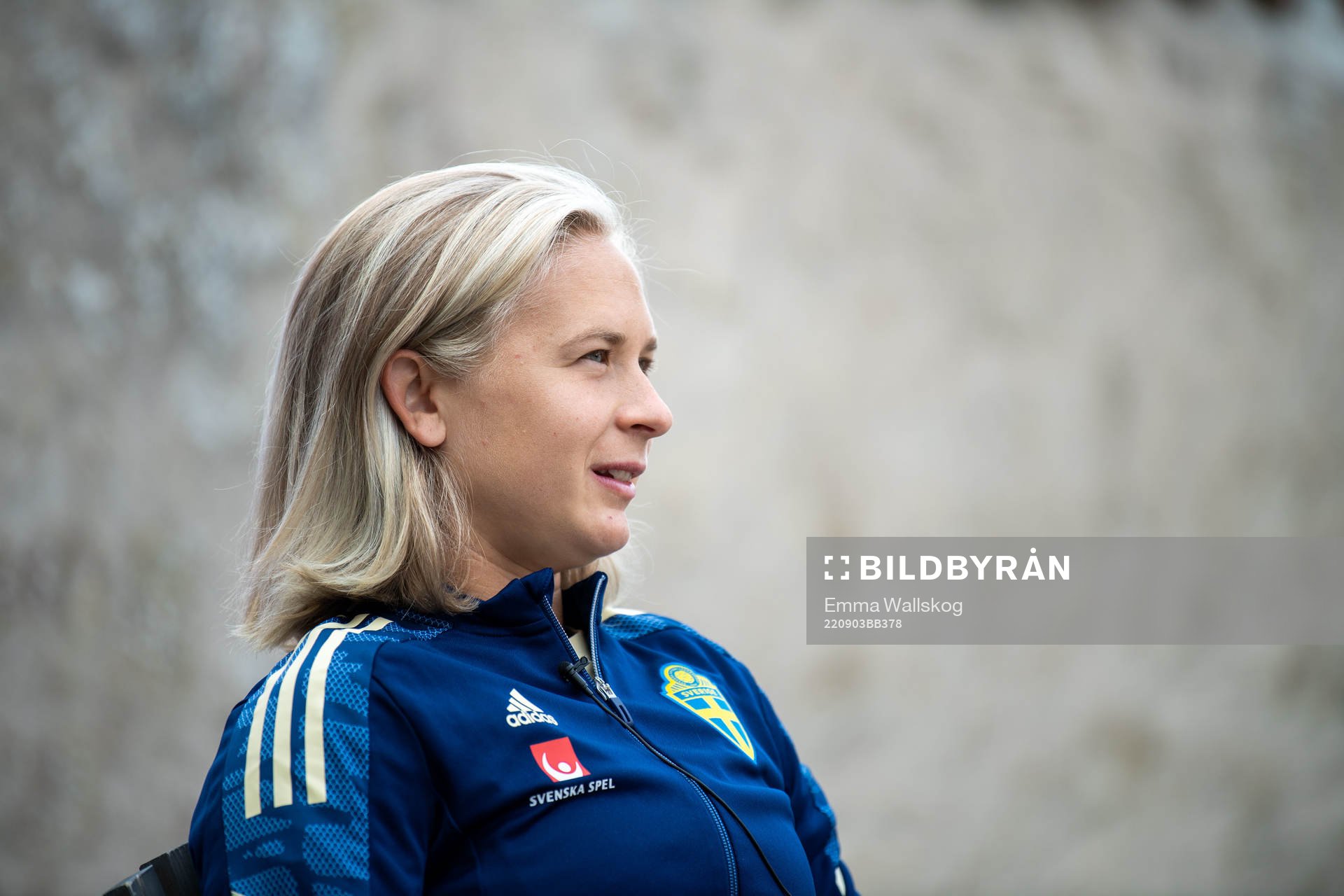 Filippa Curmark is interviewed by the media