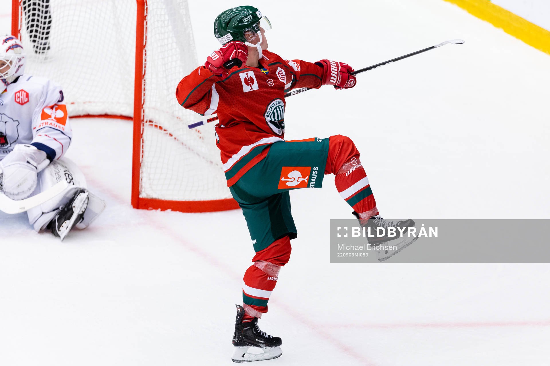 Jere Innala  of Frölunda celebrates scoring 6-1