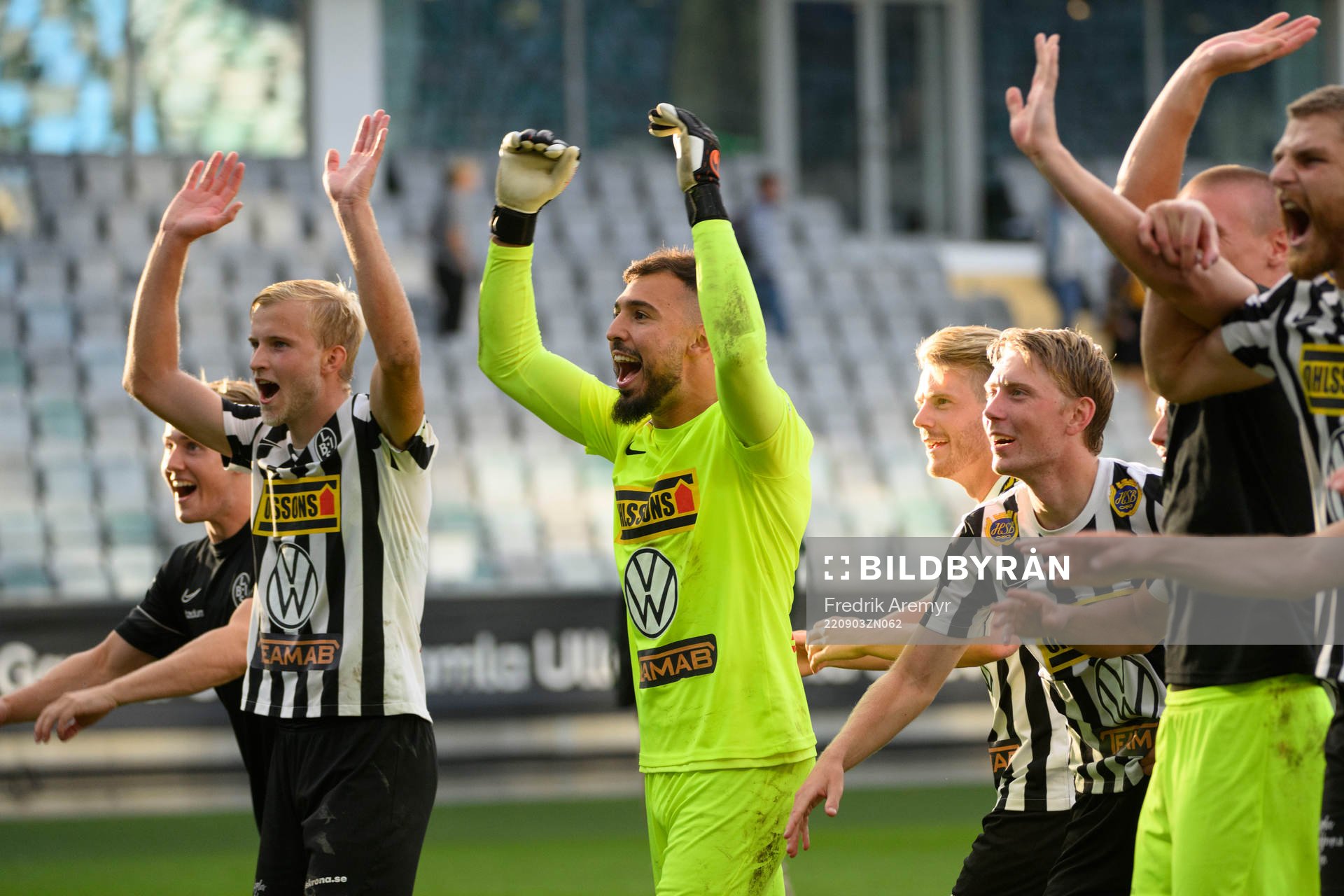 Landskronas Johan Rapp , målvakt Amr Kaddoura Viktor