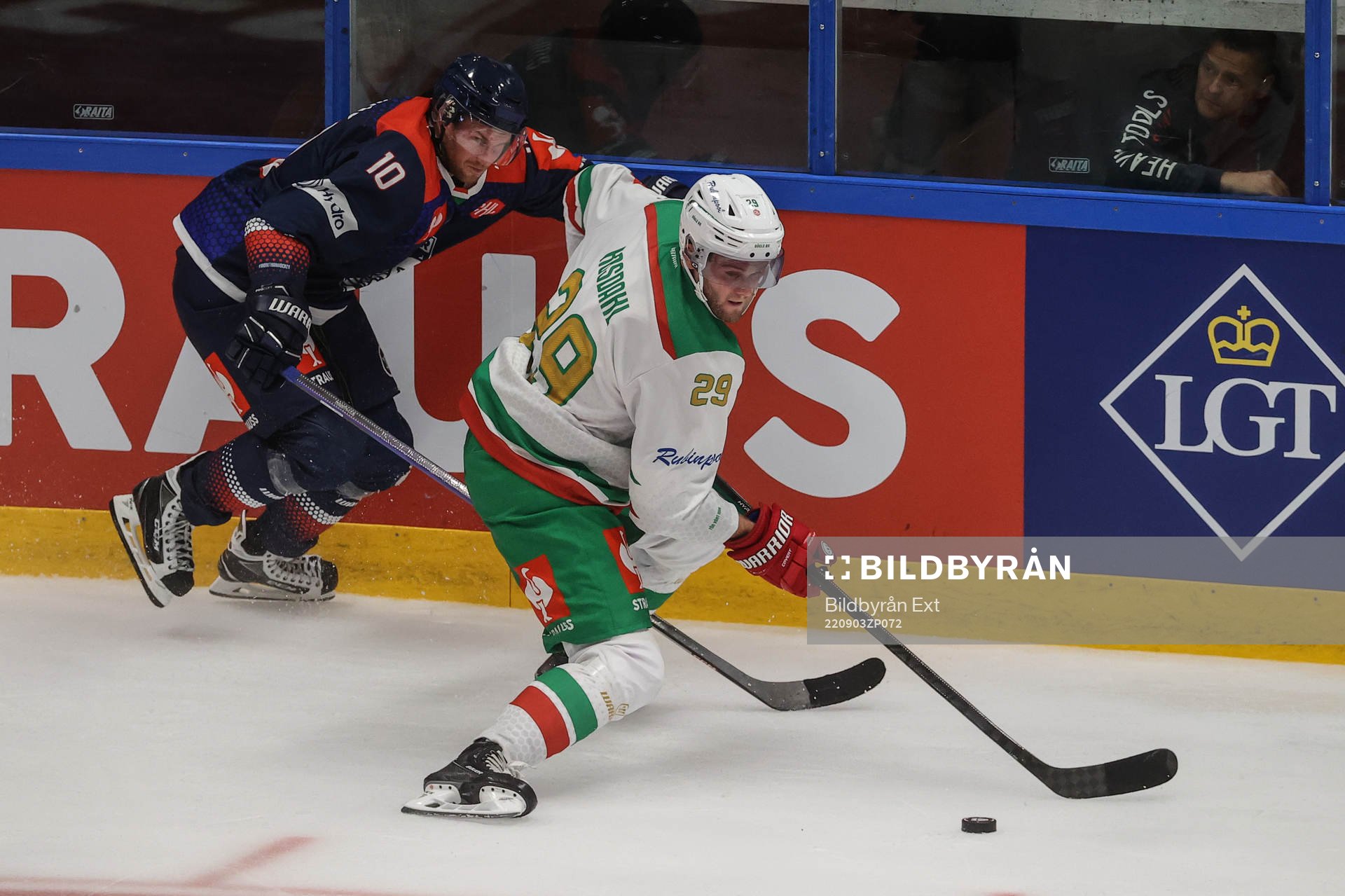 Istvan Bartalis of Fehervar and Kim Rosdahl of Rögle