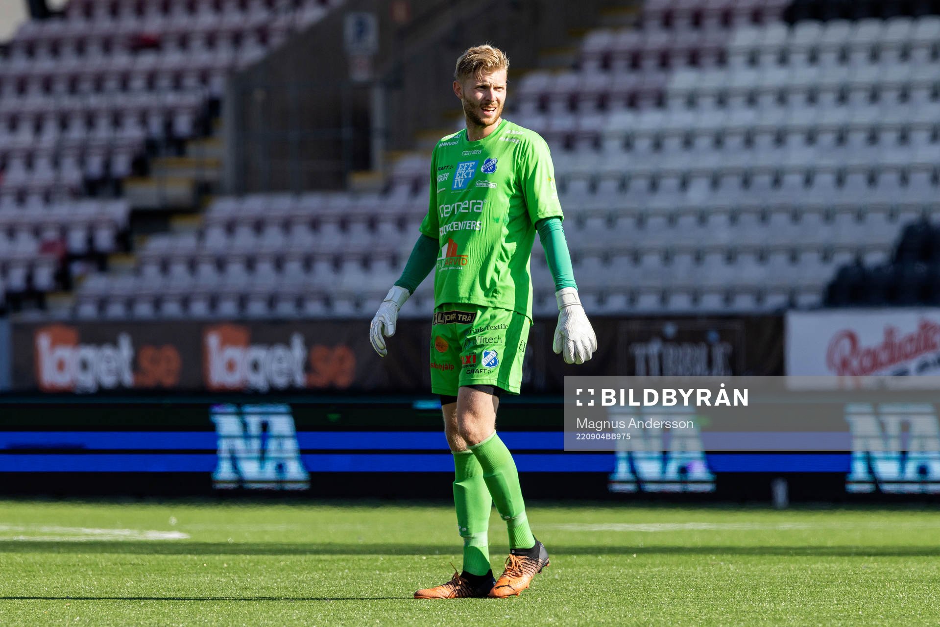 Norrbys målvakt Anton Cajtoft under fotbollsmatchen i Superettan mellan Örebro och Norrby den 4 september 2022 i Örebro. 