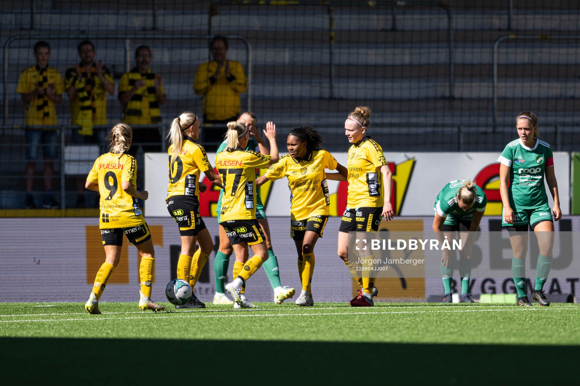 Elfsborgs spelare jublar