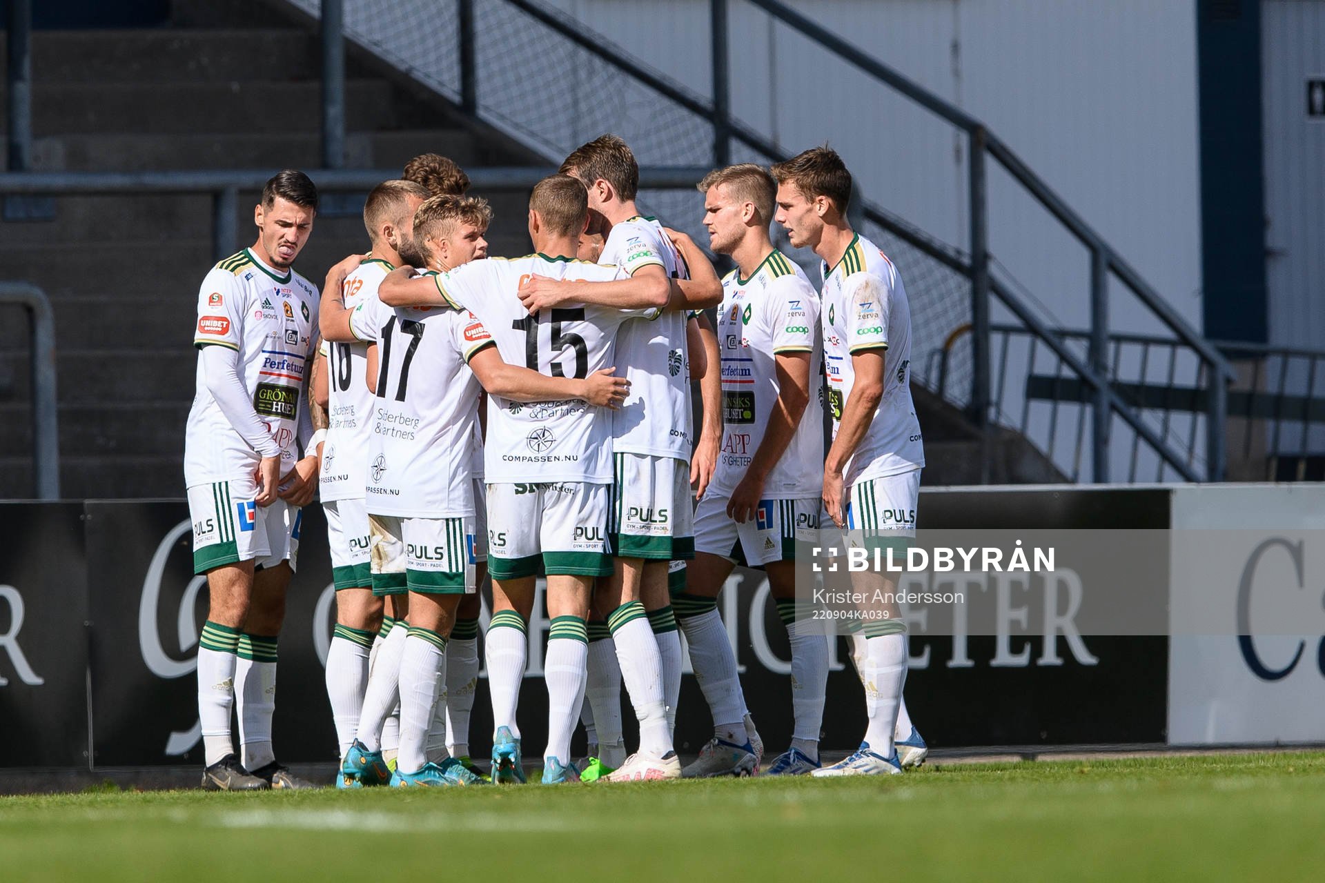 Skövdes spelare jublar
