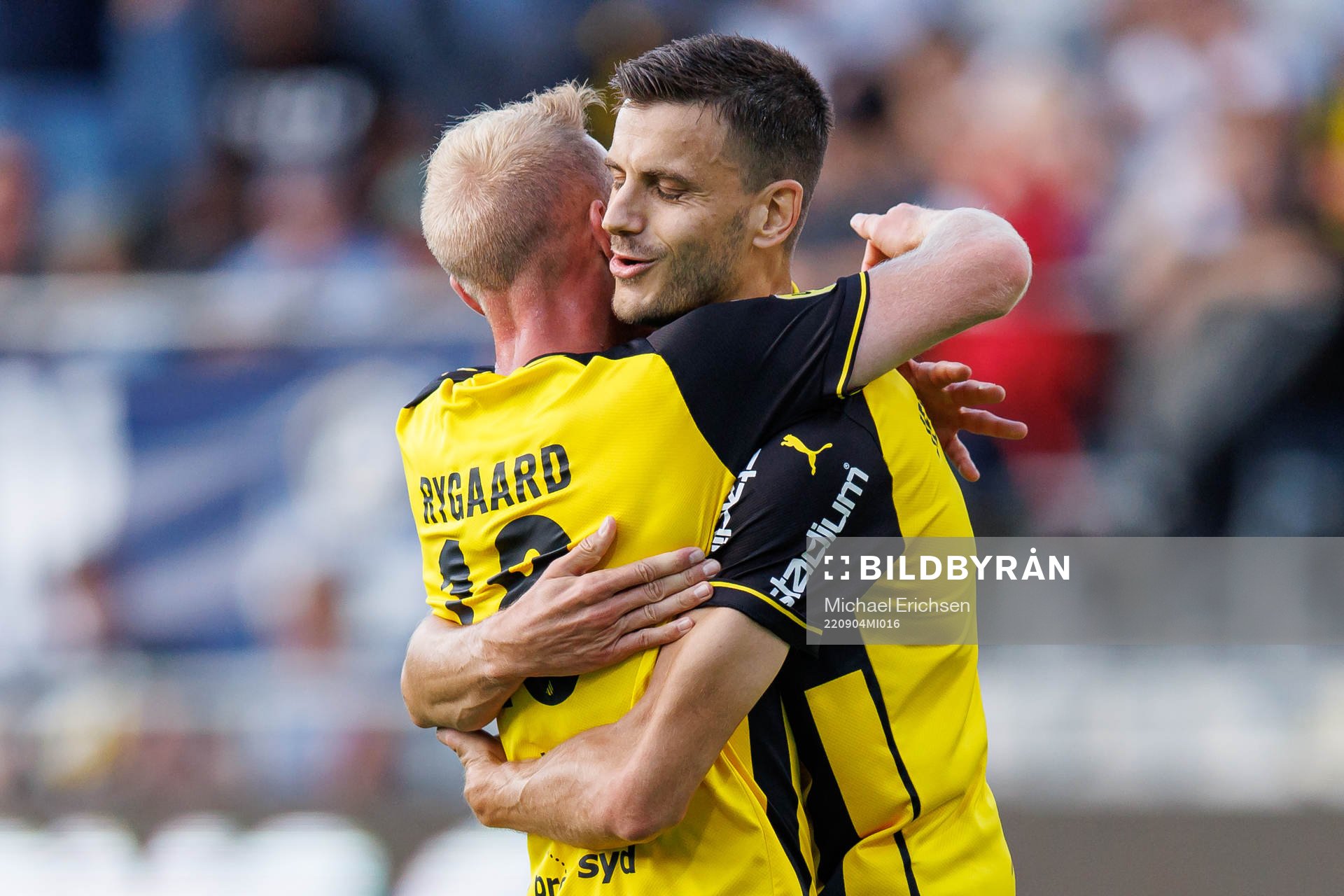 Häckens Mikkel Rygaard Jensen och Alexander Jeremejeff
