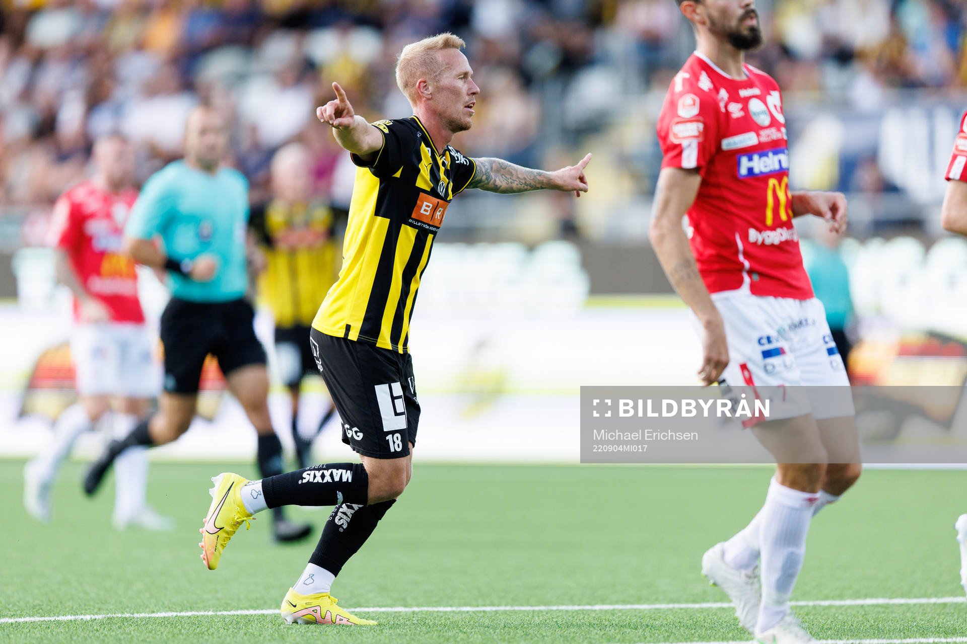 Häckens Mikkel Rygaard Jensen jublar