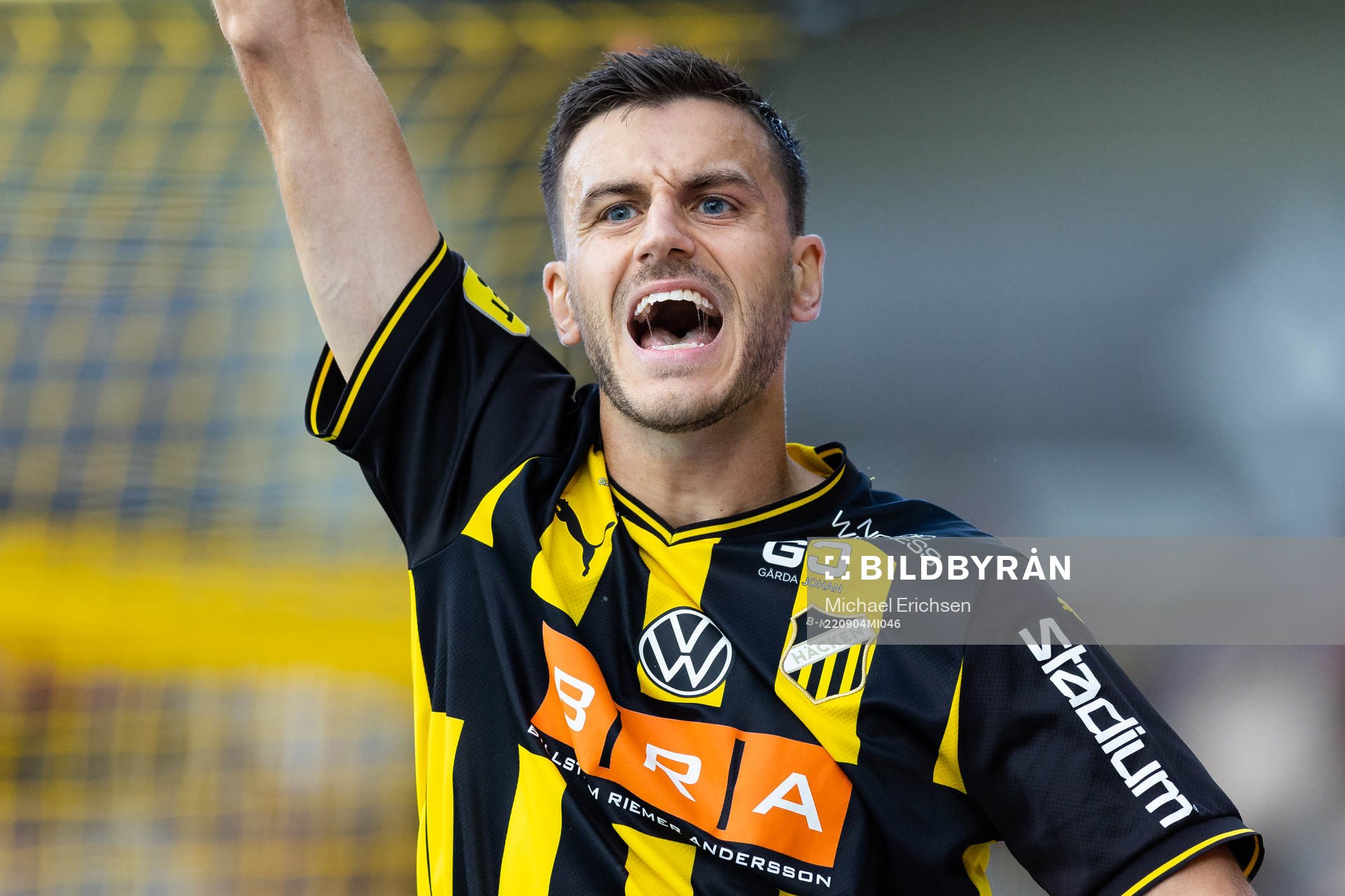 Häckens Alexander Jeremejeff reagerar