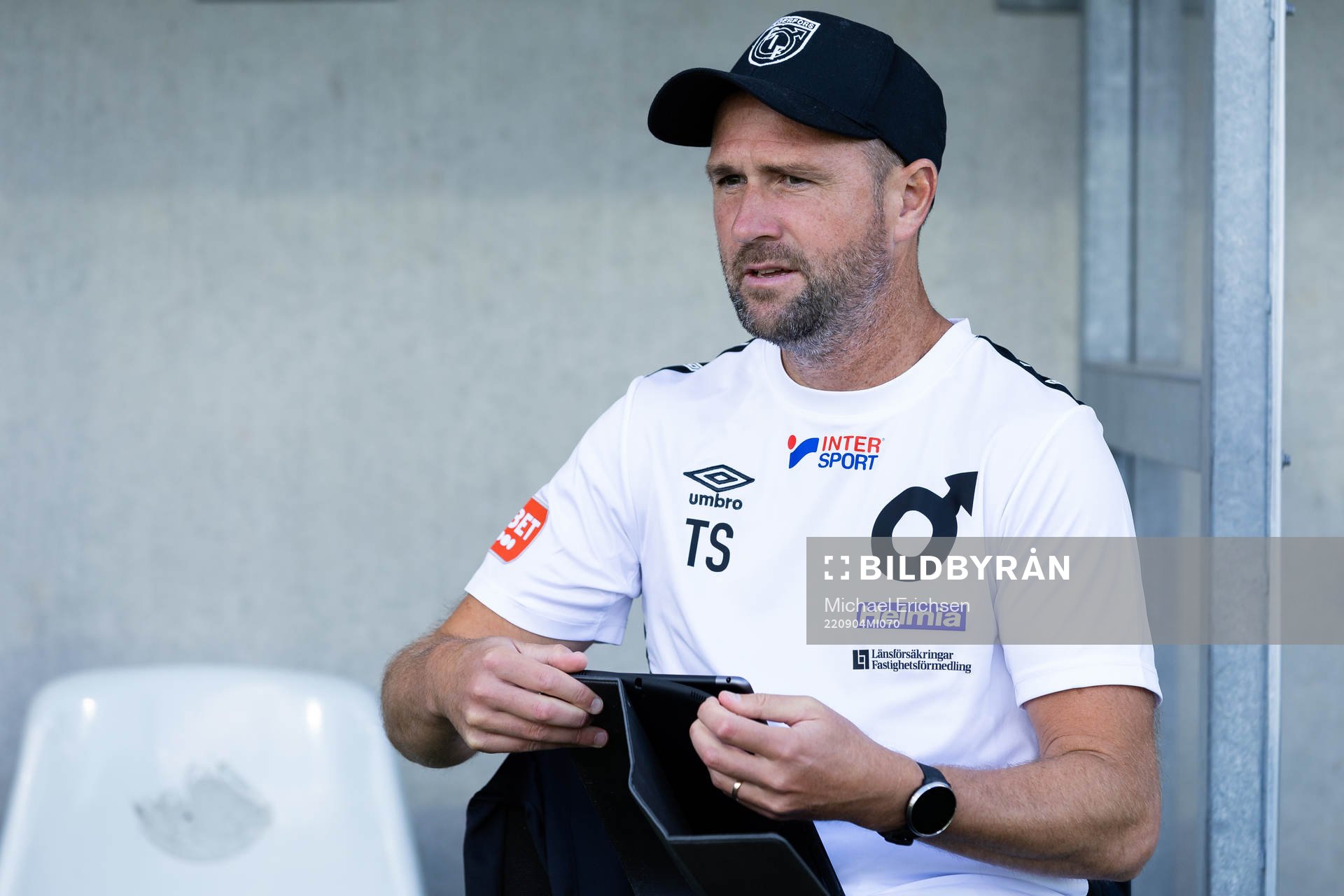 Degerfors tränare Tobias Solberg innan  fotbollsmatchen i Allsvenskan mellan Häcken och Degerfors den 4 september 2022 i Göteborg. 