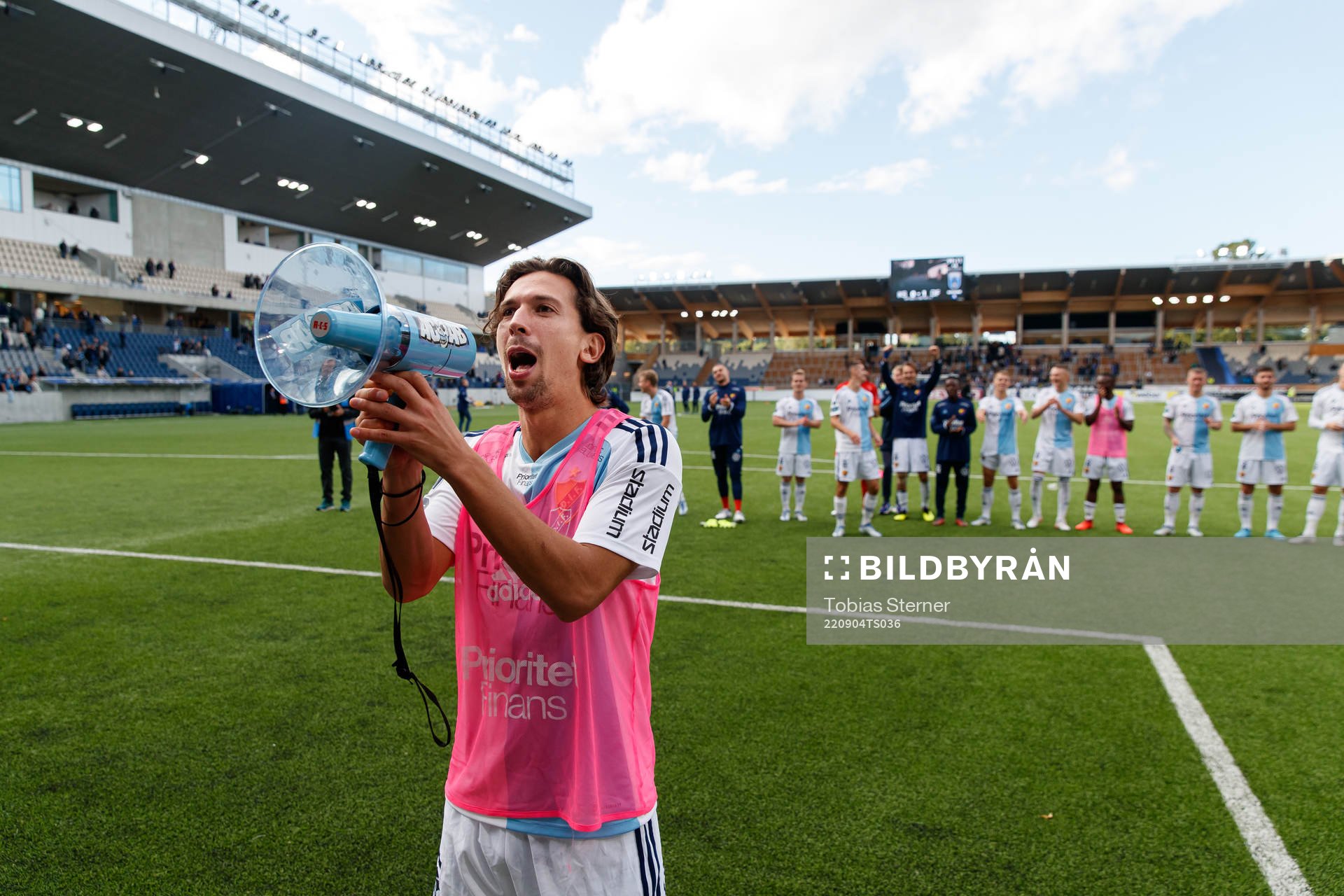 Djurgårdens Gustav Wikheim jublar