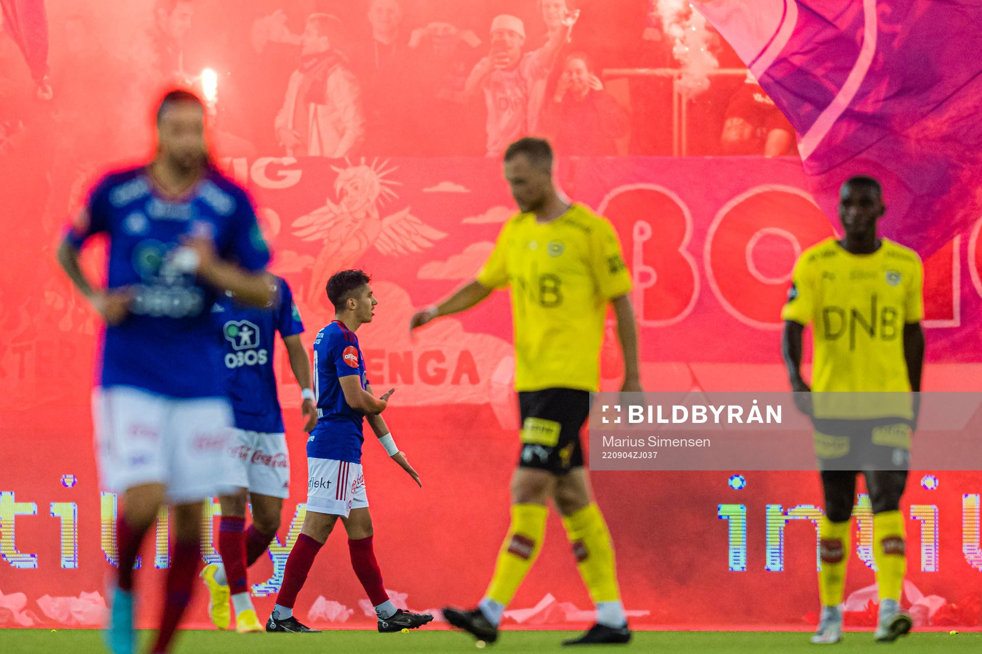 Osame Sahraoui of Vålerenga celebrates after scoring the 1-0 goal during the Eliteserien match between Vålerenga and Lillestrøm on September 4, 2022 in Oslo.