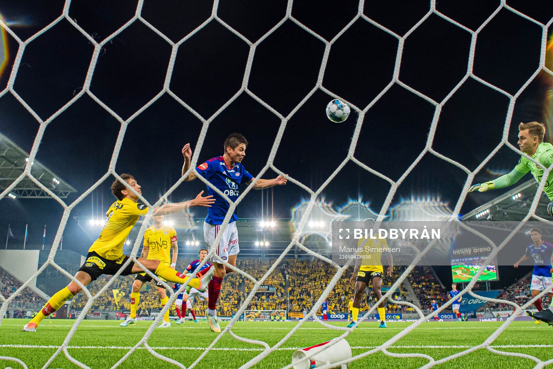 Torgeir Børven of Vålerenga scores the 2-0 goal during the Eliteserien match between Vålerenga and Lillestrøm on September 4, 2022 in Oslo.