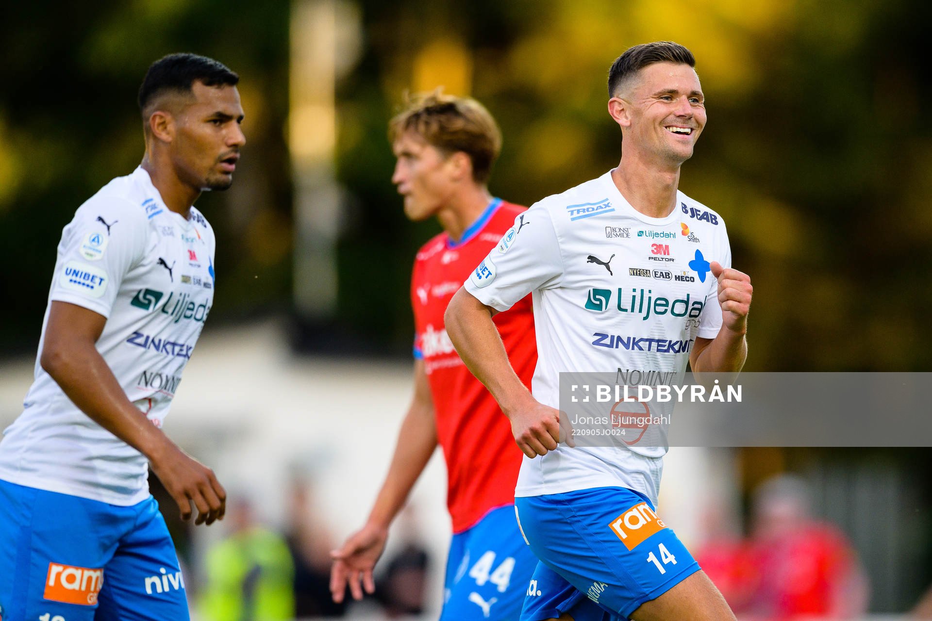 Värnamos Marcus Antonsson jublar