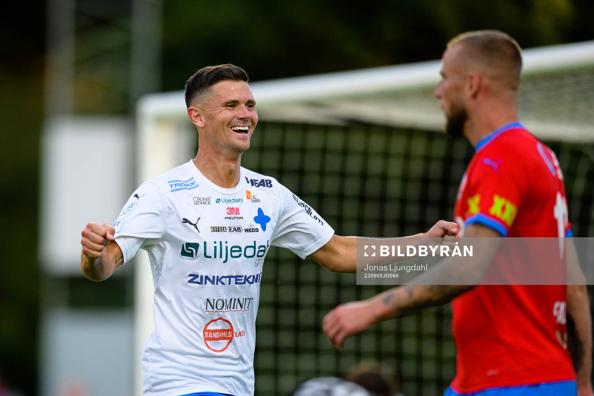 Värnamos Marcus Antonsson jublar